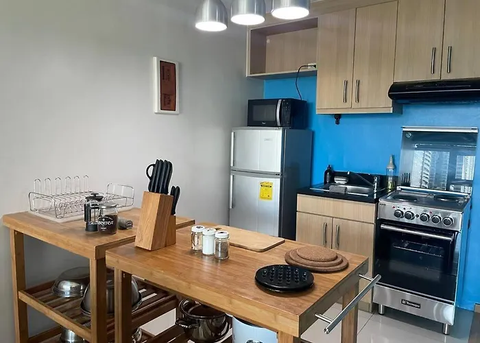 Marina- Avant Bgc Parking W Fee Apartment
