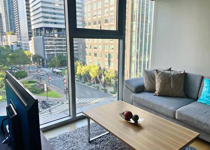 Marina- Avant Bgc Parking W Fee Apartment