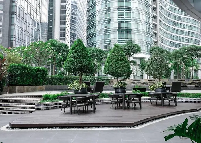Marina- Avant Bgc Parking W Fee Apartment *